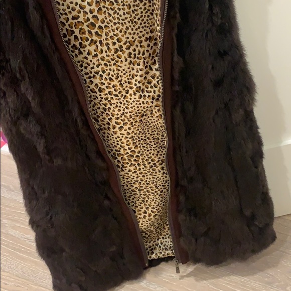 Genuine rabbit fur vest with hood - Picture 2 of 5